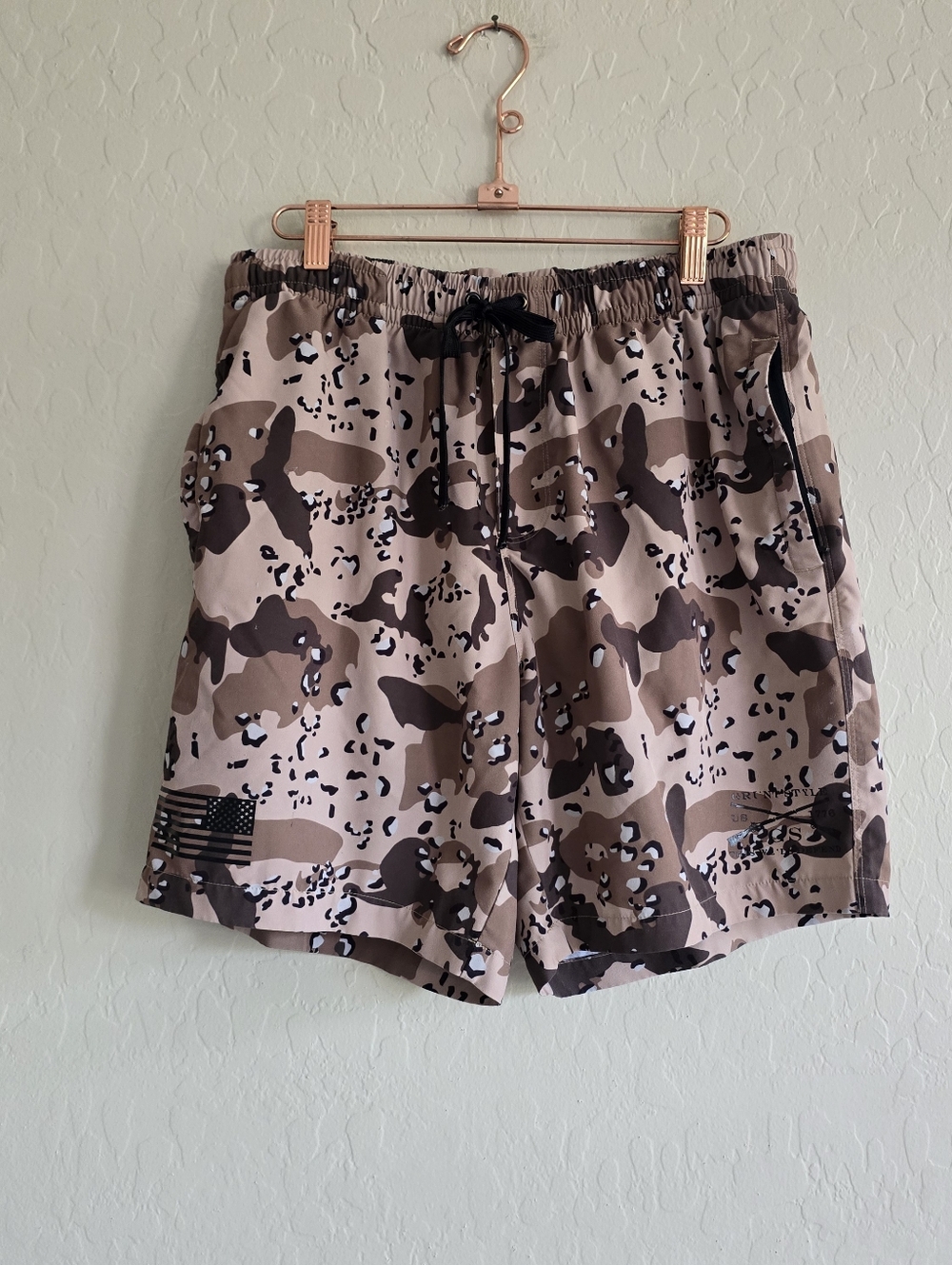 Grunt Style Mens Camo Swim Trunks Large
